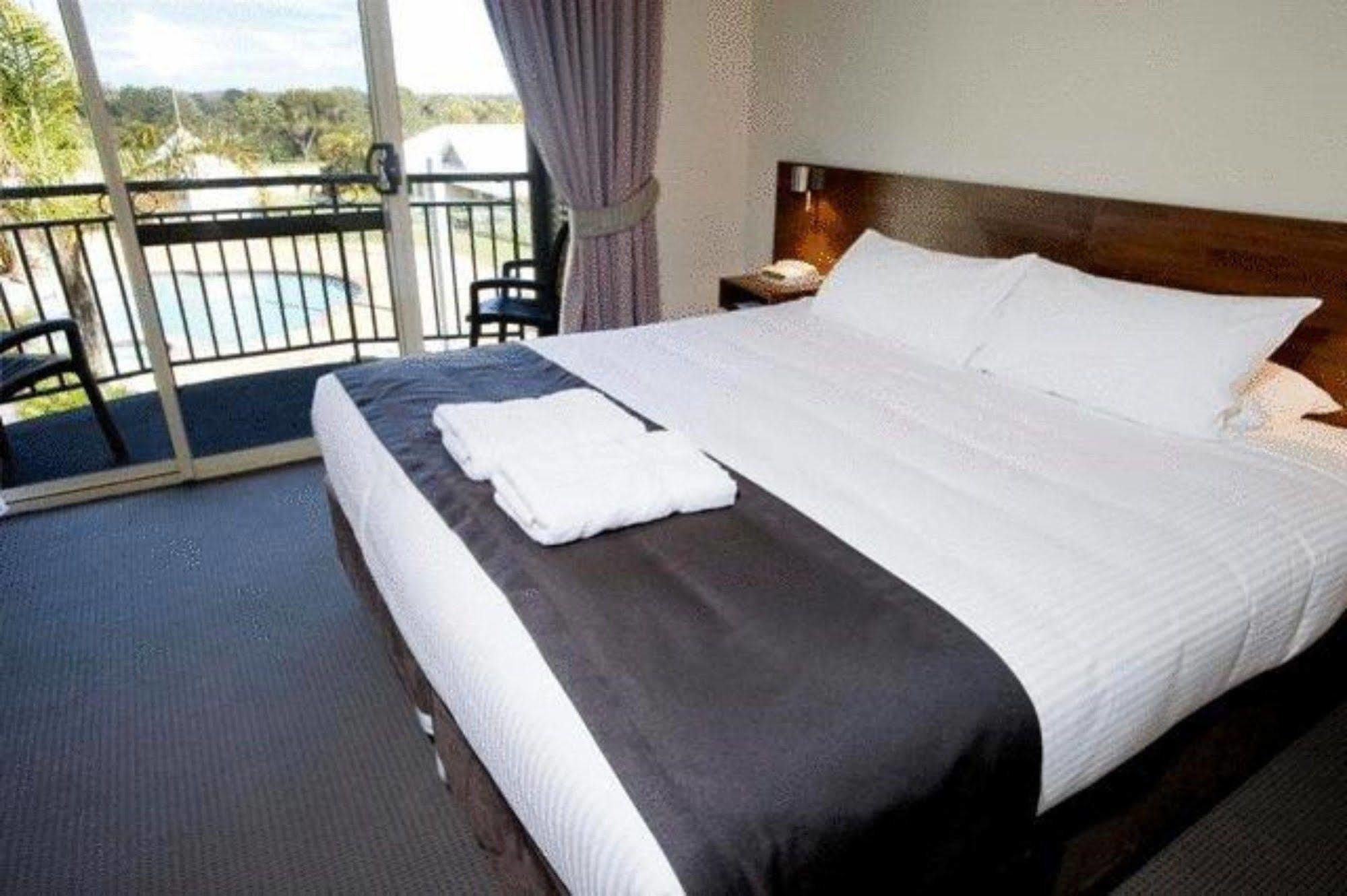 Mercure Bunbury Sanctuary Golf Resort Kültér fotó